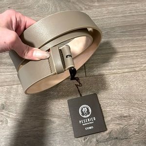Authentic Italian designer Peserico. Gray-dusty rose colored leather belt.